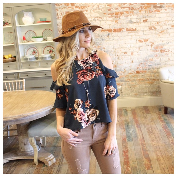 ✨LAST✨Dark teal Floral cold shoulder ruffle top - Picture 4 of 7